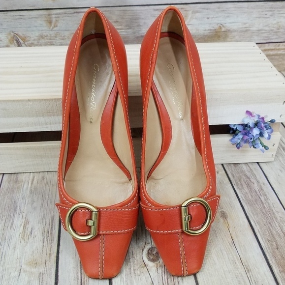 GIANVITO Rossi 37 Orange Buckle Kitten Heels - Picture 2 of 8